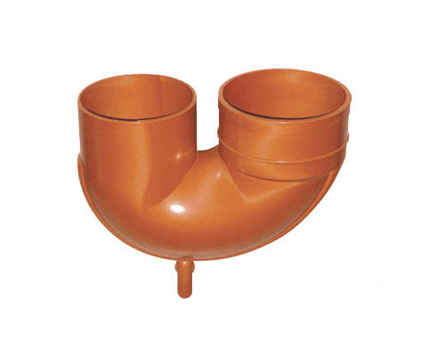 Plastic pipe mould